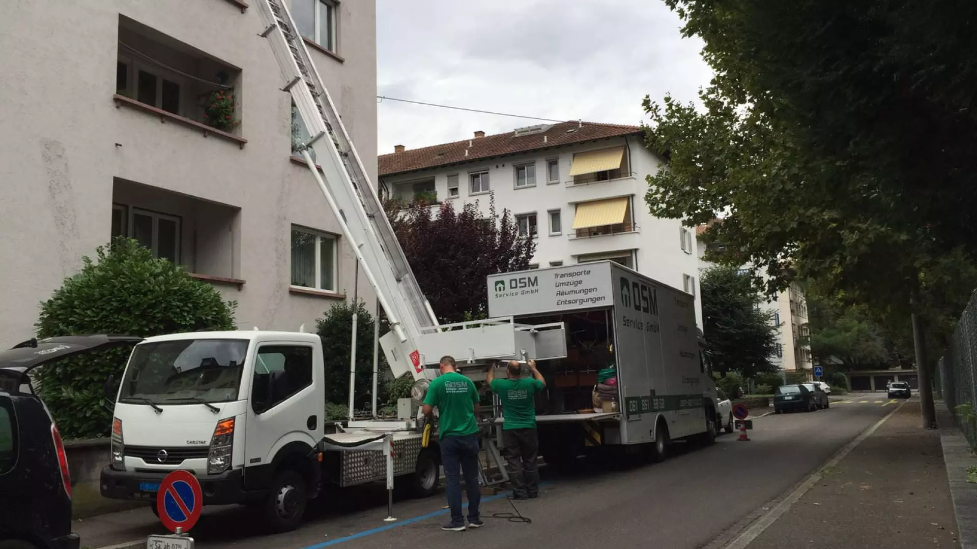 Umzug mit Möbellift in Basel